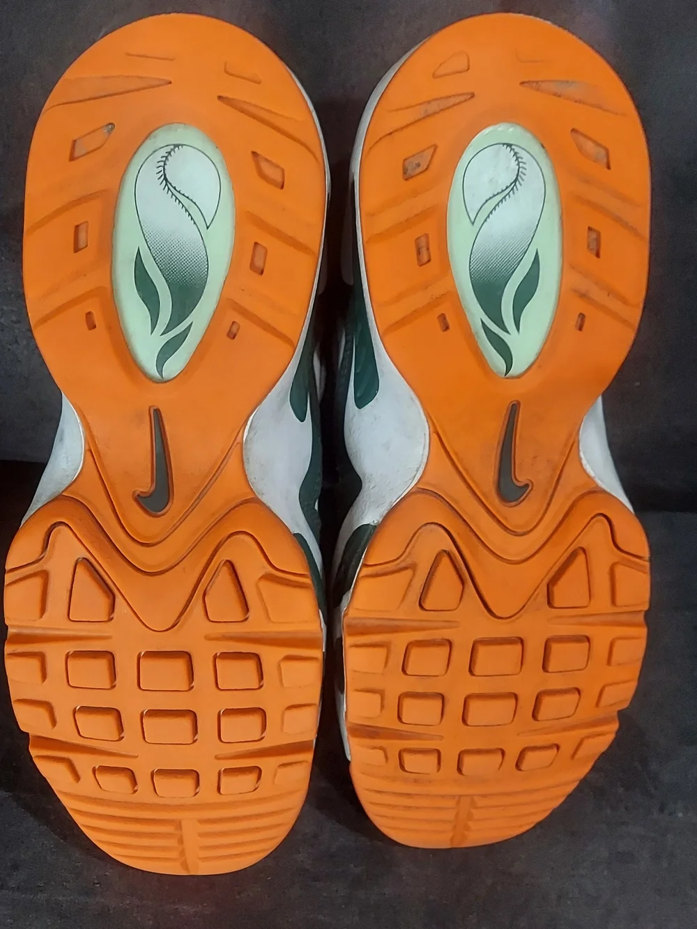 Nike Air Griffey Max 1 GS Miami Hurricanes Size 4y